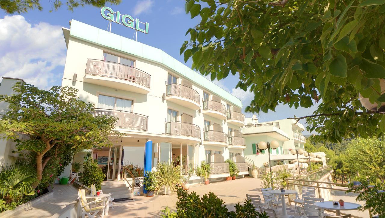 Hotel Eden Gigli Numana Exteriör bild